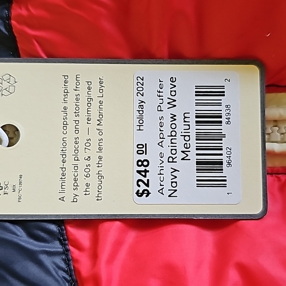 Marine layer Apres Puffer in Navy Rainbow Wave - Picture 8 of 10